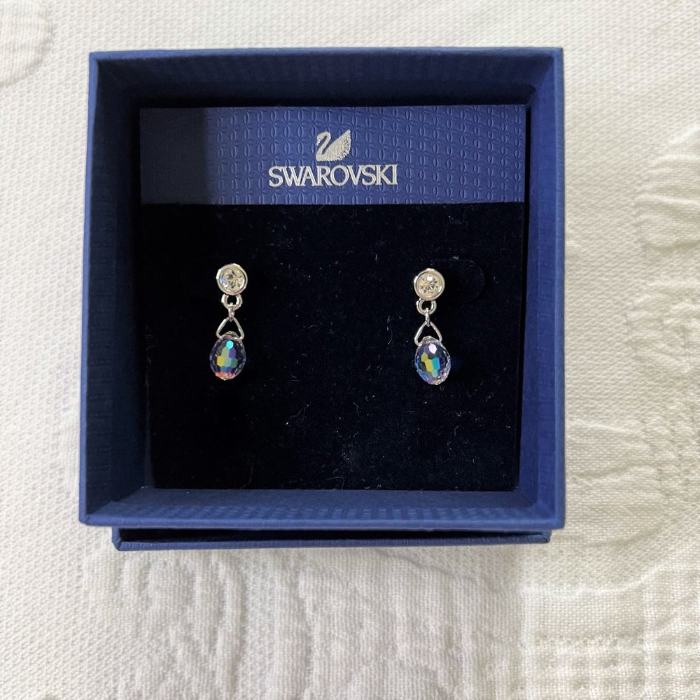 NWT Swarovski crystal drop earrings, silver with secure lock backs
